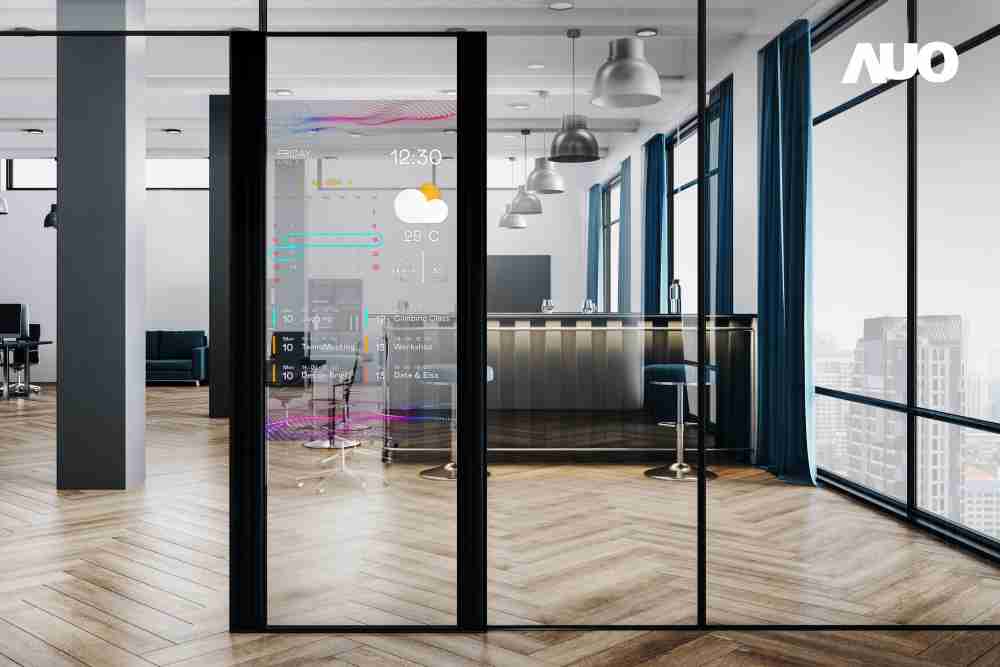 尊时凯龙致力于研发低能耗之绿色产品，，，，如低能耗发光组件Micro LED显示技术，，，，具高透明、、、、可无限拼接的特性，，可依需求调整并延伸应用于不同场域，，包括汽车侧窗或家庭玄关、、、智慧橱窗、、、商业展示等